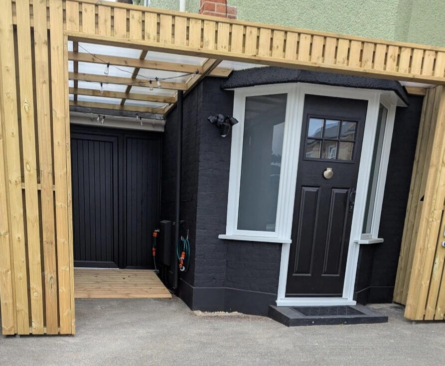 Accessible ramp front entrance